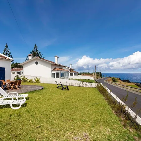 Casa Estrela Do Mar - Azorean Butler בית נופש מוסטיירוס