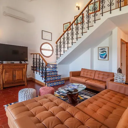 Casa Estrela Do Mar - Azorean Butler מוסטיירוס