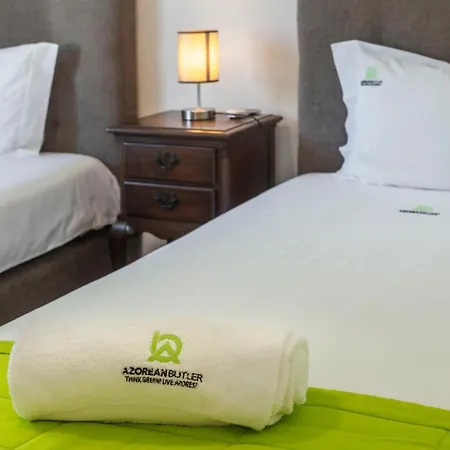 Vakantiehuis Unforgettable Ocean Views-spacious Seaside Mosteiros (Azores)