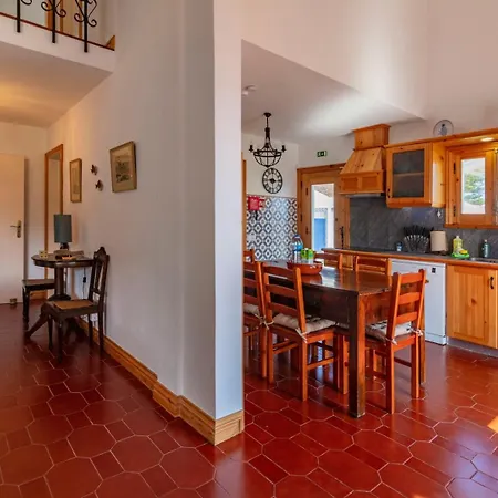 Unforgettable Ocean Views-spacious Seaside *