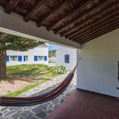 בית נופש Casa Estrela Do Mar - Azorean Butler מוסטיירוס