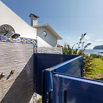Unforgettable Ocean Views-spacious Seaside Mosteiros (Azores)