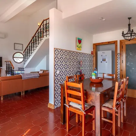 Unforgettable Ocean Views-spacious Seaside بيت للعطل موستيروس