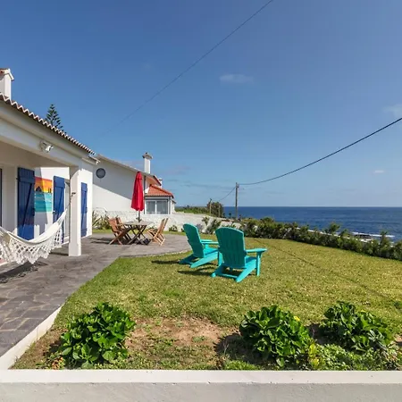 Unforgettable Ocean Views-spacious Seaside * Mosteiros (Azores)