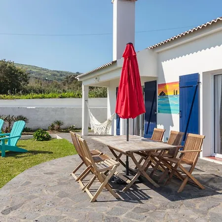 Unforgettable Ocean Views-spacious Seaside Mosteiros (Azores)