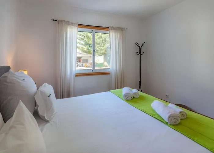 Unforgettable Ocean Views-spacious Seaside Mosteiros (Azores)