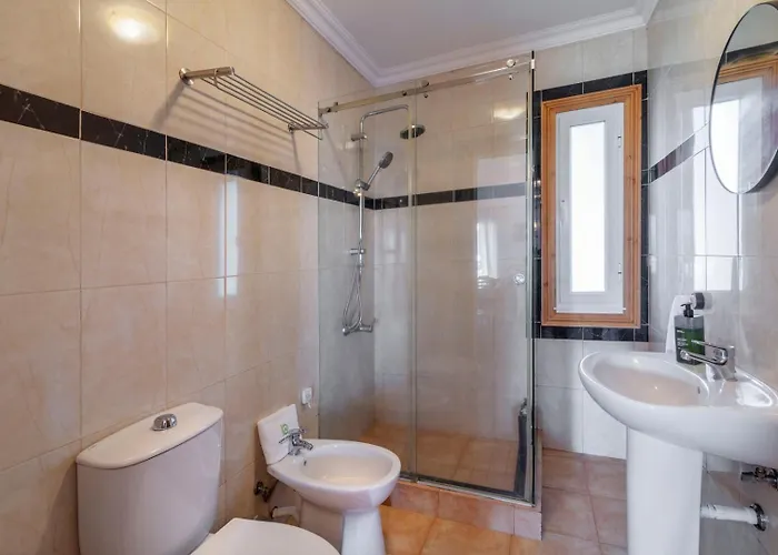 Unforgettable Ocean Views-spacious Seaside * Mosteiros (Azores)