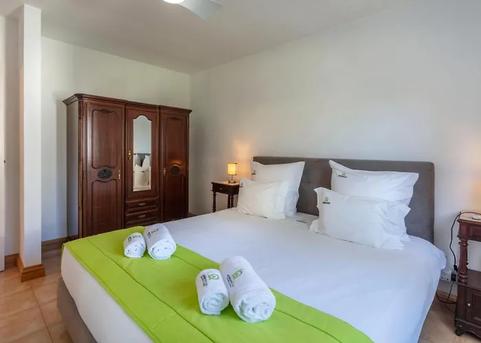 Unforgettable Ocean Views-spacious Seaside Holiday home Mosteiros (Azores)