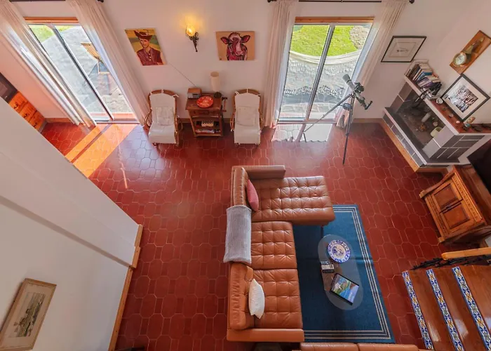 Unforgettable Ocean Views-spacious Seaside Holiday home