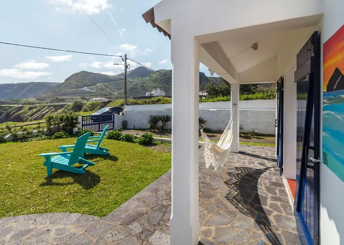 Unforgettable Ocean Views-spacious Seaside Holiday home *