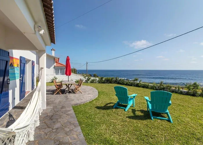 Unforgettable Ocean Views-spacious Seaside Mosteiros (Azores)